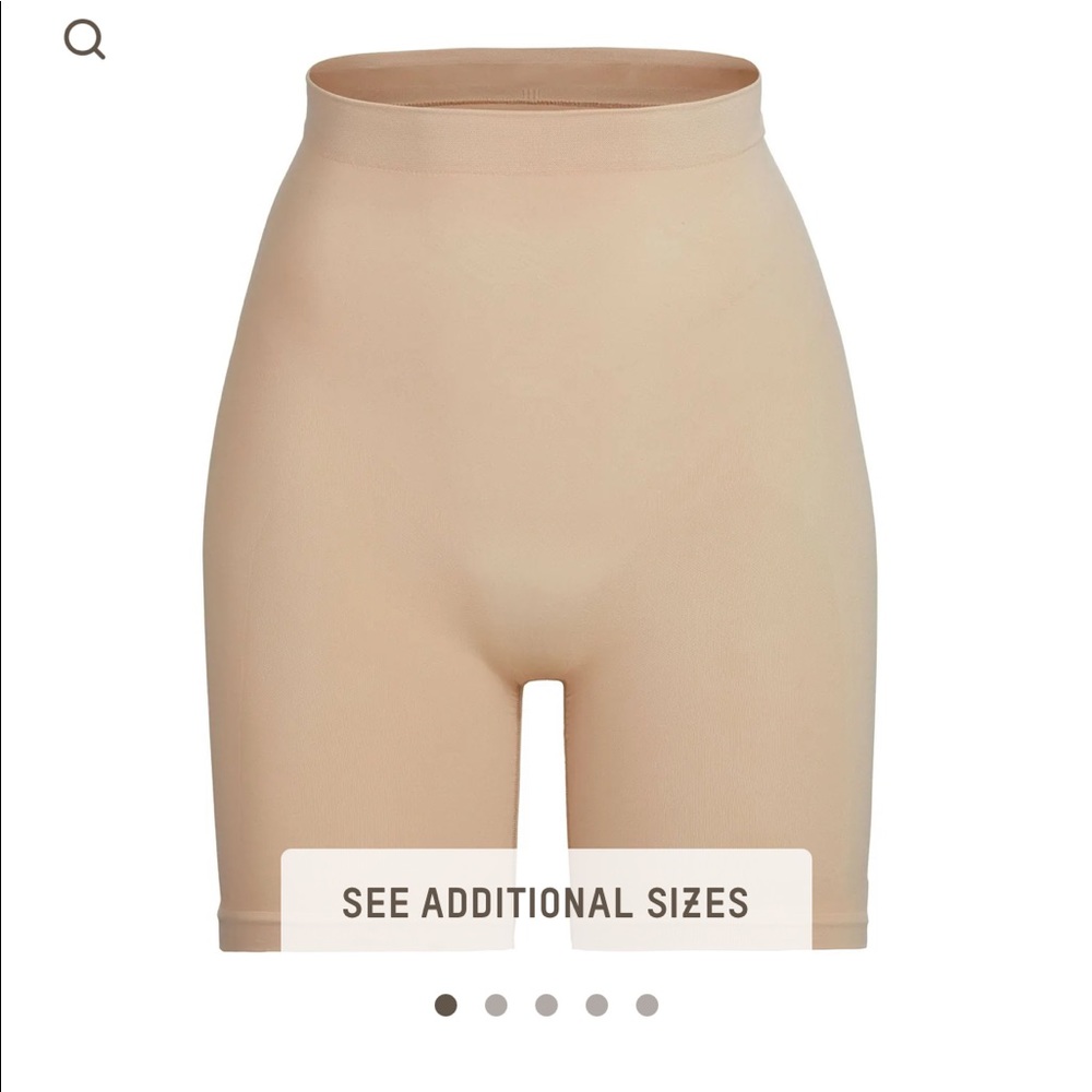 SKIMS Sculpt Short Mid Thigh w Open Gusset, Color Clay, Size S/M